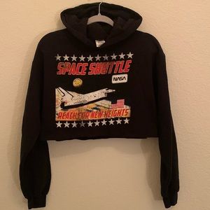 Crop sweatshirt